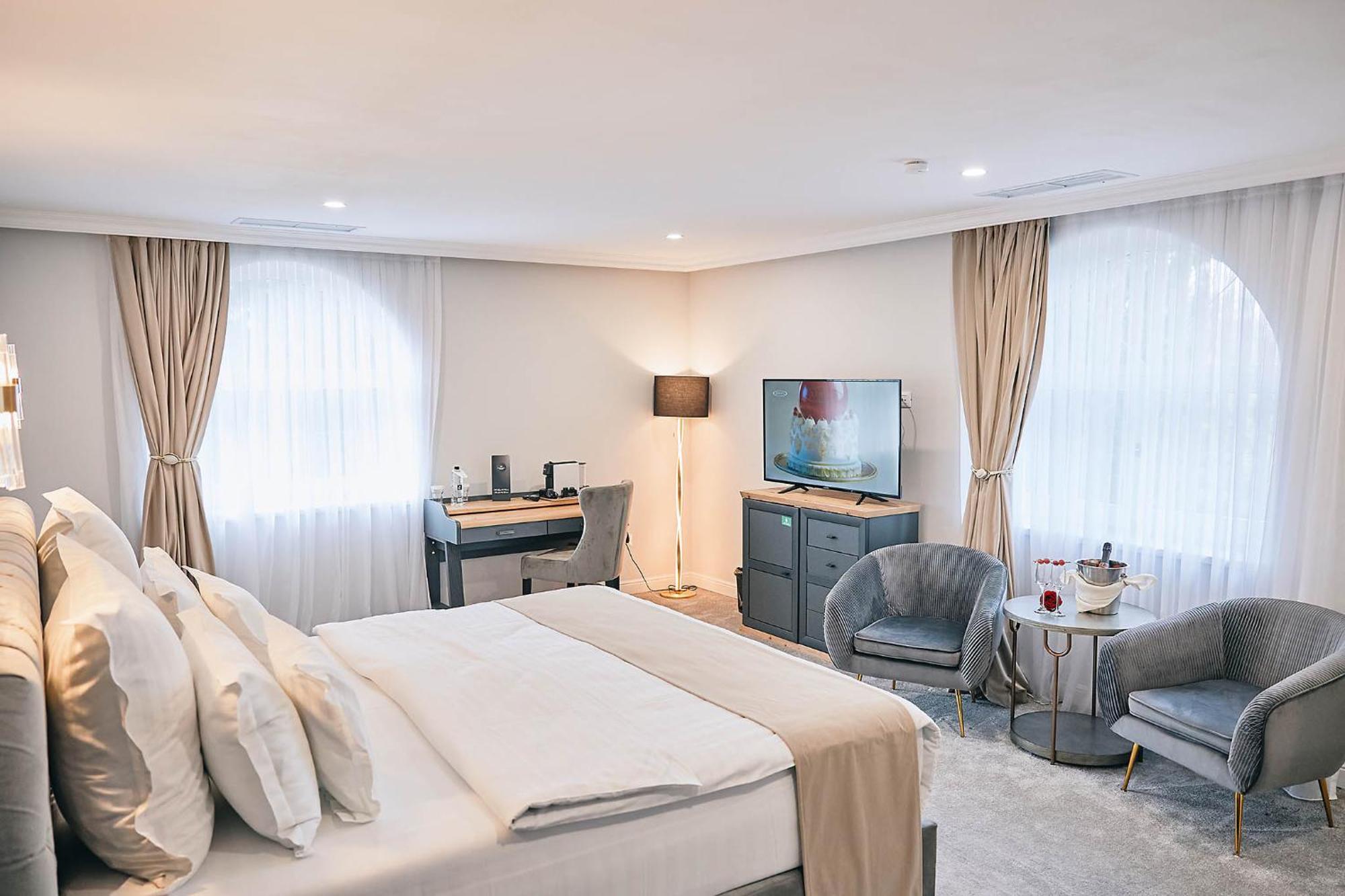Lacul Verde Resort Πλοέστι Εξωτερικό φωτογραφία