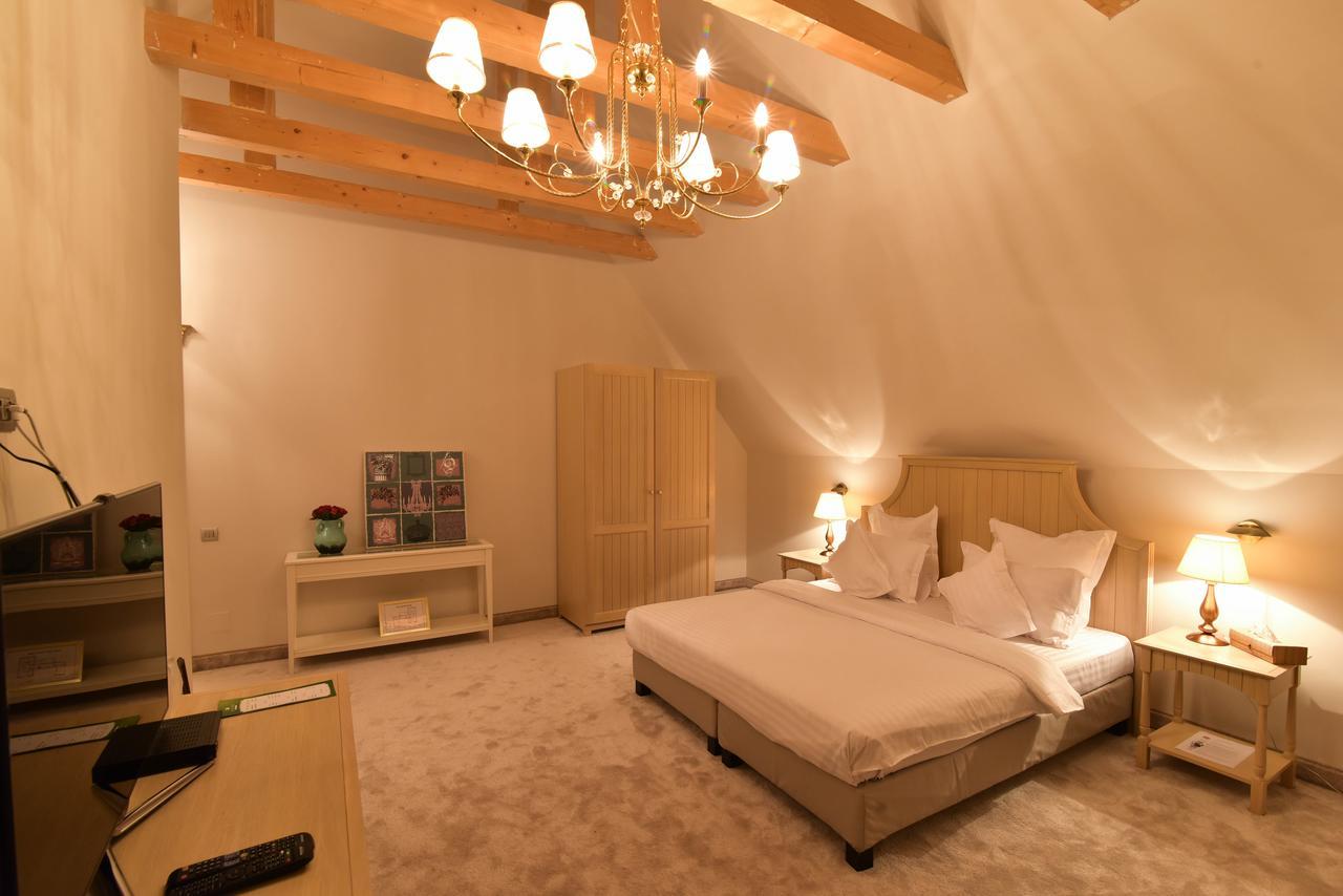 Lacul Verde Resort Πλοέστι Εξωτερικό φωτογραφία
